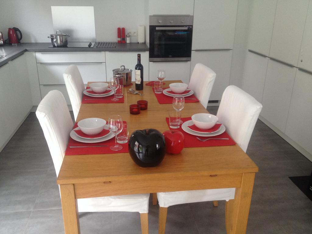 La Boite Rouge Apartment Ставело Екстериор снимка